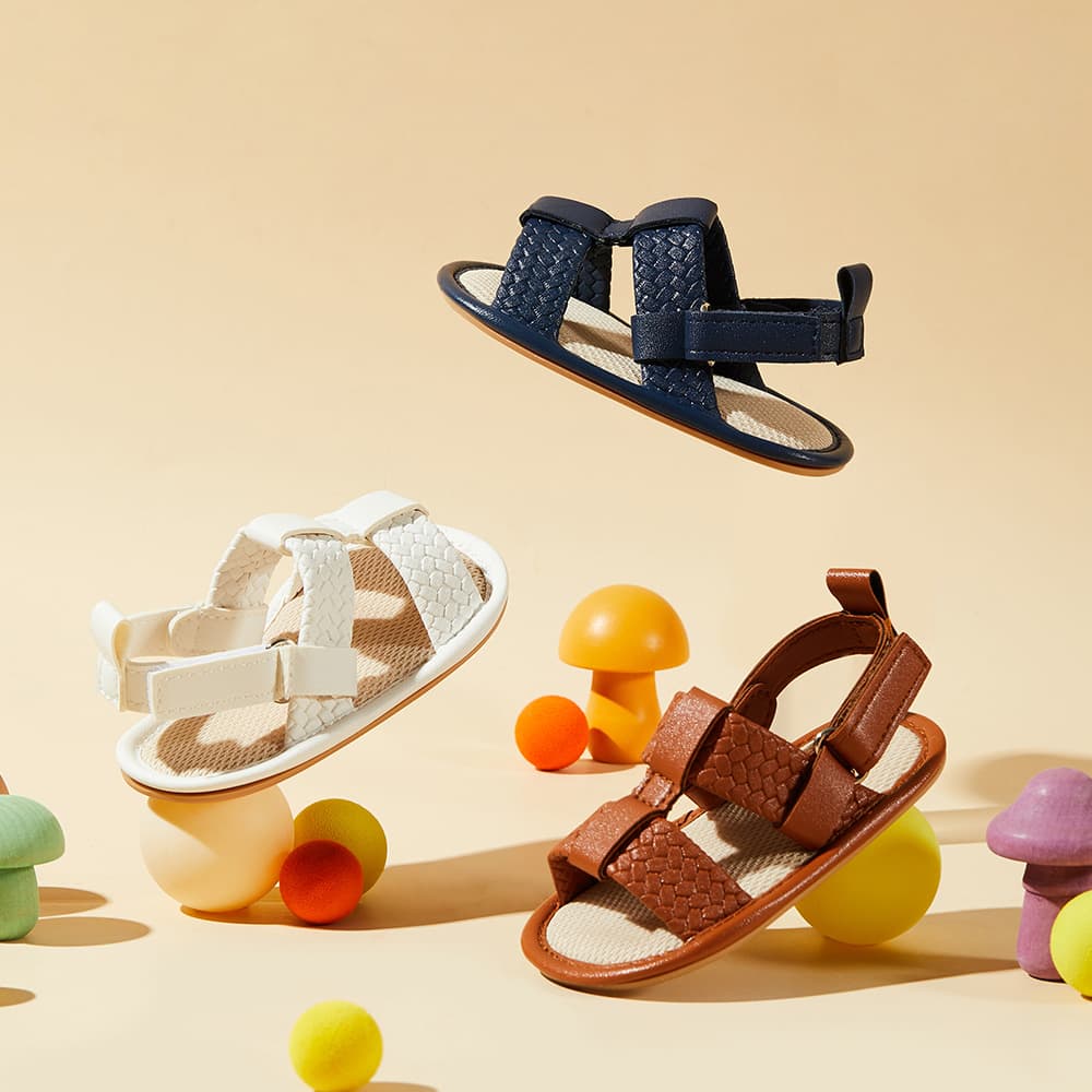 TinyMoc – barnsandaler från Småsteg
