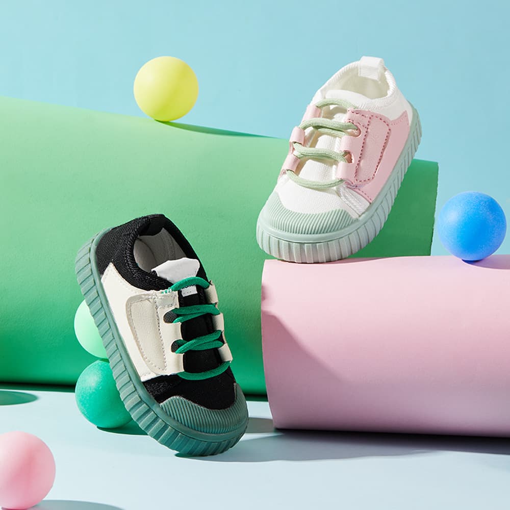 TotTrek – barnsneakers från Småsteg